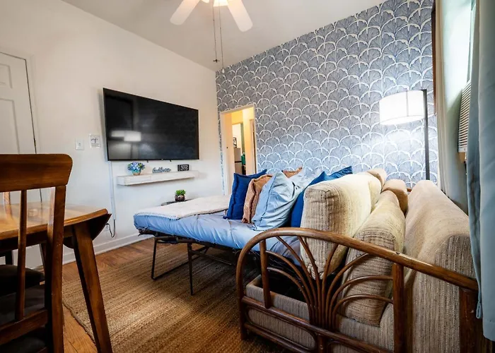Bloom And Relax Historic 1br In Downtown *