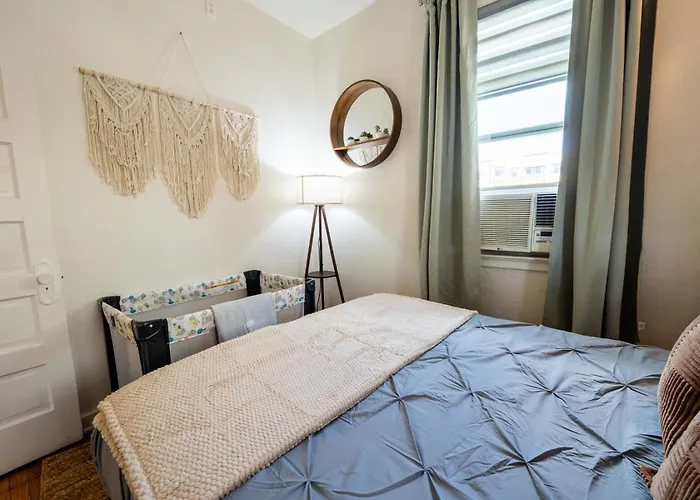 Bloom And Relax Historic 1br In Downtown *